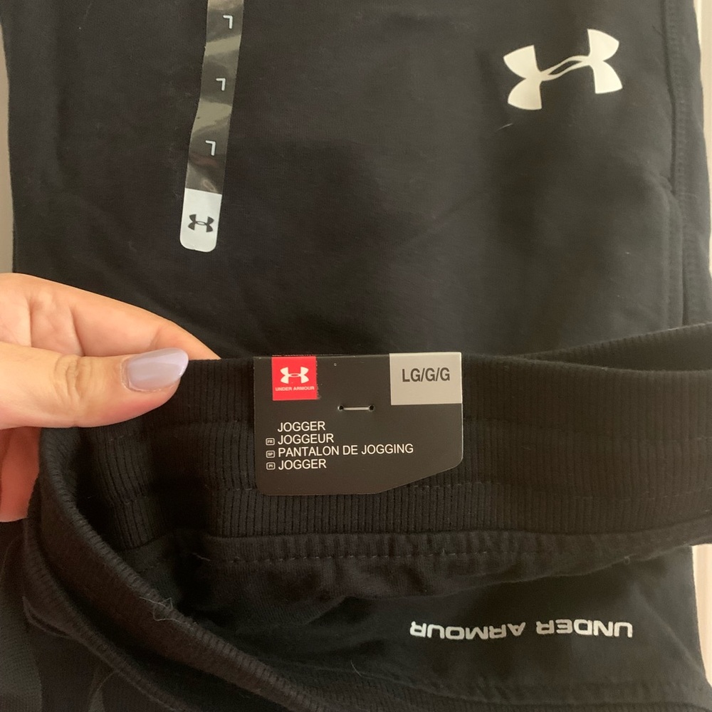 Men’s Black Under Armor Jogger
